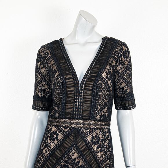 Tadashi Shoji Women's sz 10 V-Neck Black Lace Dress - Picture 9 of 13